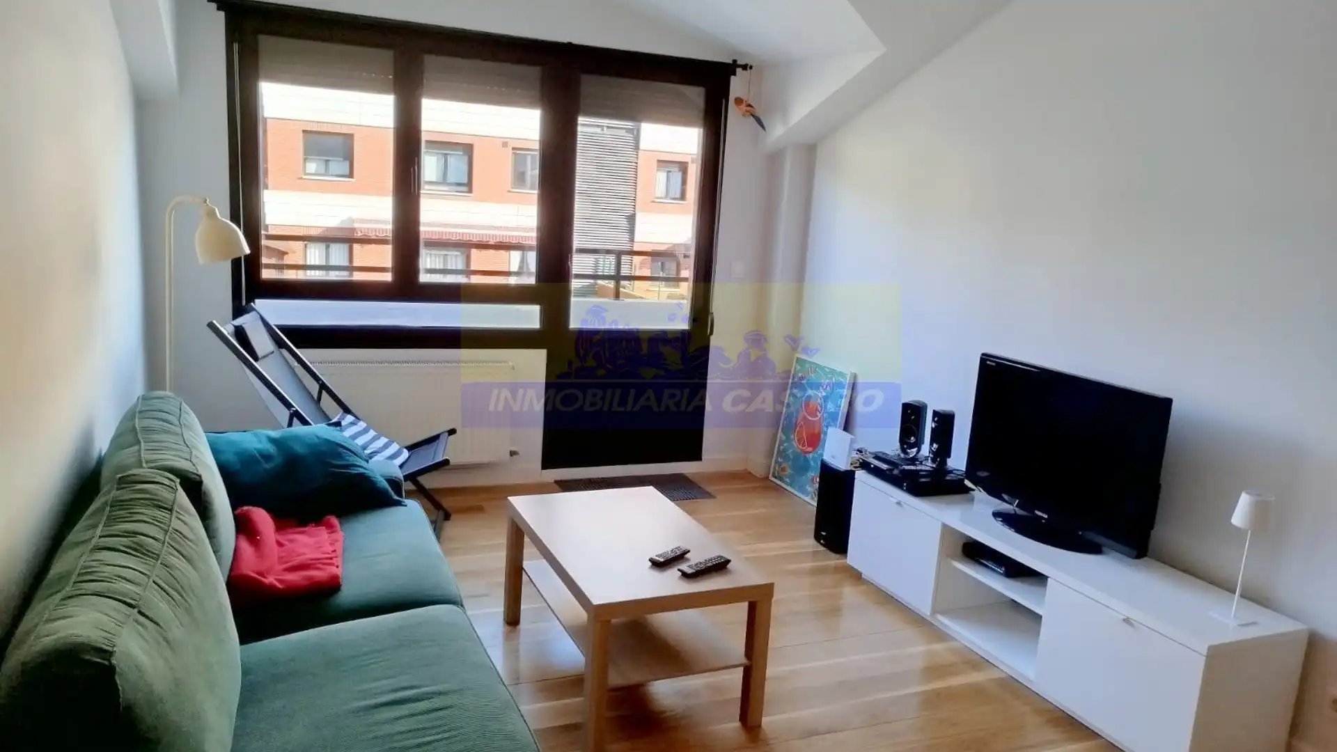 Sala de estar de Ático en venta en Castro-Urdiales con Amueblado