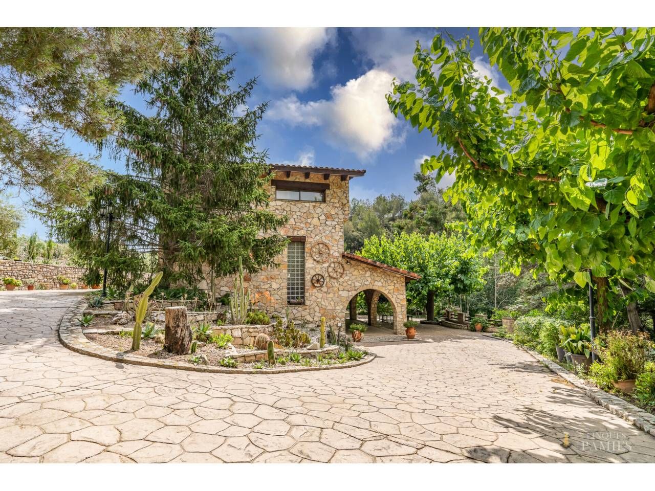 Vista exterior de Finca rústica en venda en Riudecols amb Calefacció, Jardí privat i Piscina