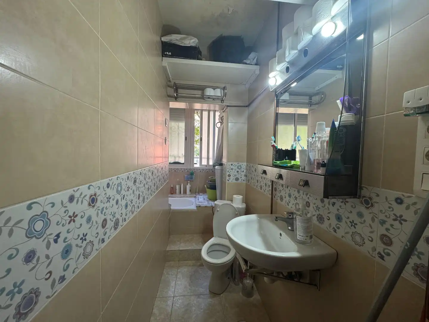 Bathroom of Flat for sale in Sevilla
