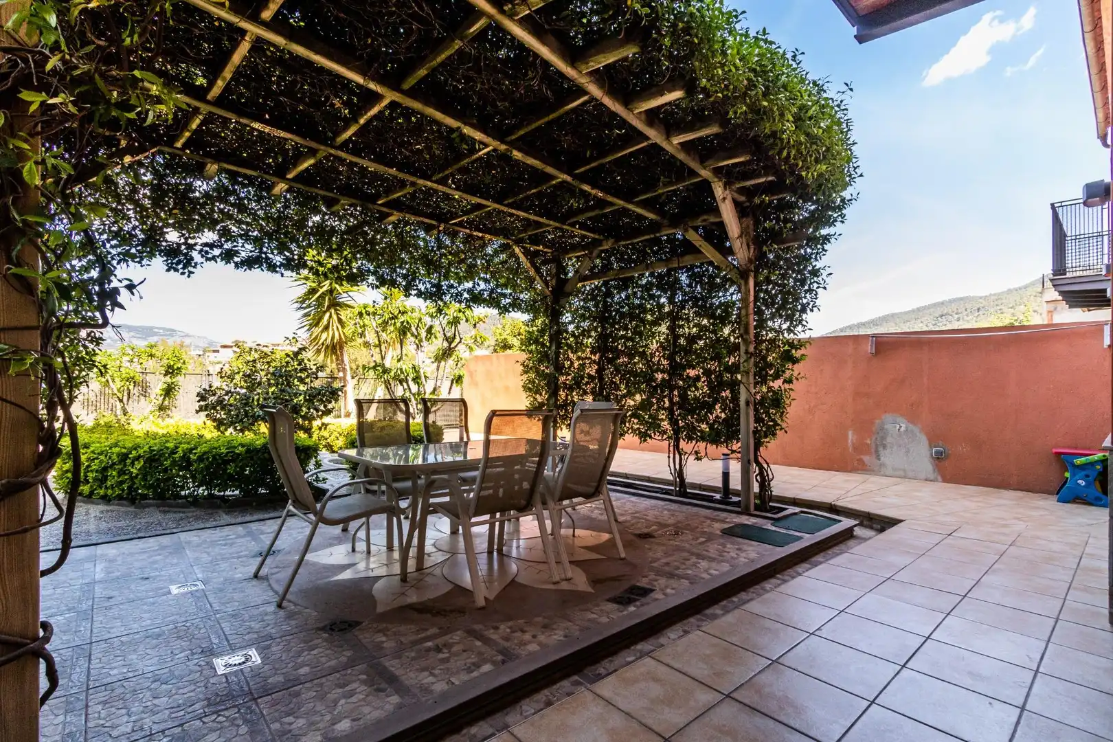 Terrassa de Casa o xalet en venda en Castellar del Vallès amb Calefacció, Jardí privat i Terrassa