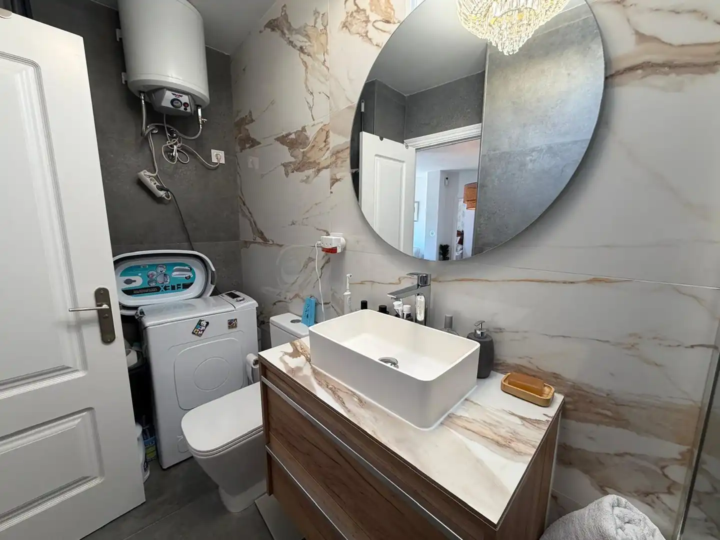 Badezimmer von Wohnungen zum Verkauf in Torremolinos mit Klimaanlage, Heizung und Terrasse