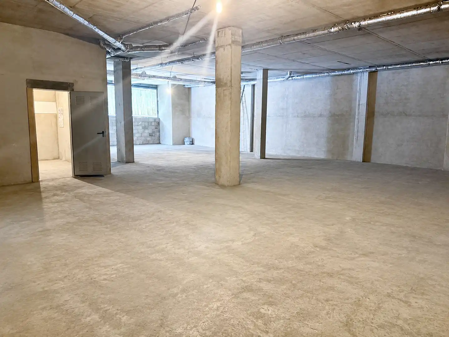 Gewerbefläche zum Verkauf in Avinguda de Santa Coloma, imagen 5