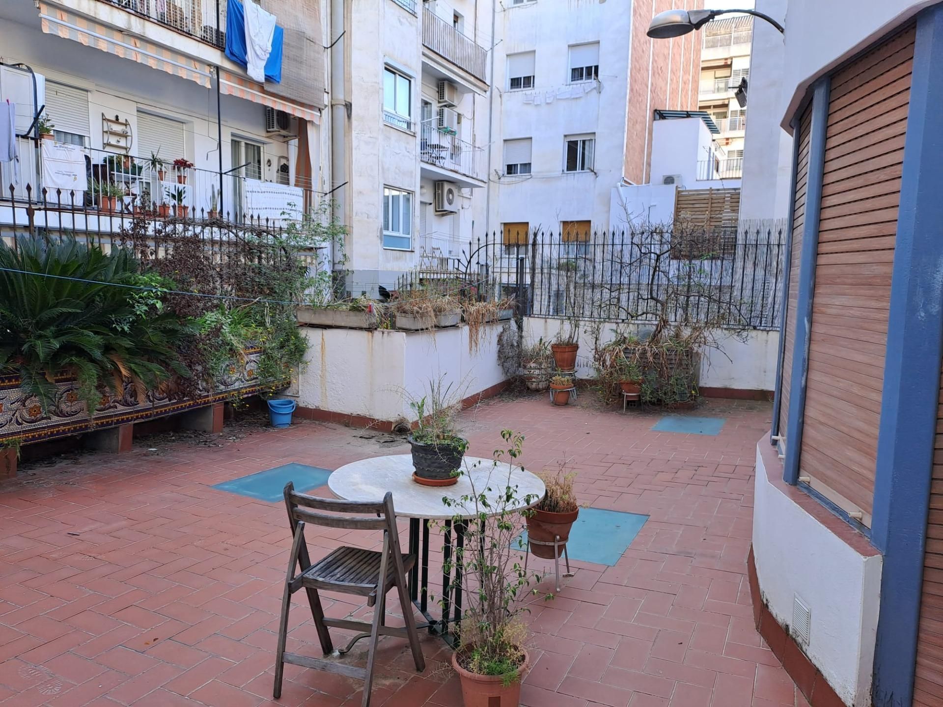 Edifici en venda a El Camp d'en Grassot i Gràcia Nova