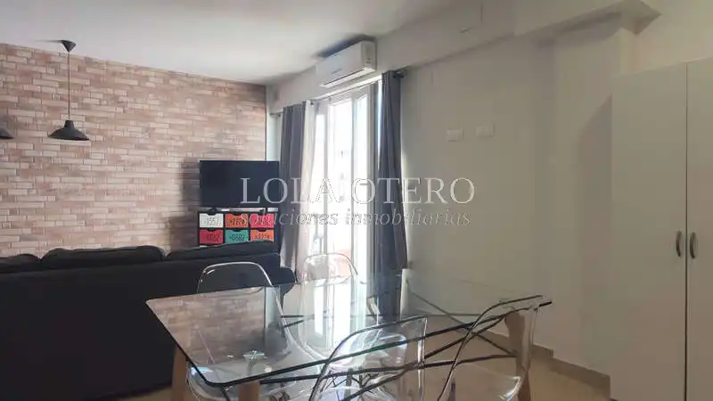 Exterior view of Attic for rent in Valencia  with Air Conditioner, Heating and Terrace