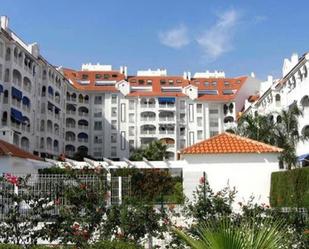 Vista exterior de Pis en venda en Marbella amb Moblat, Forn i Rentadora