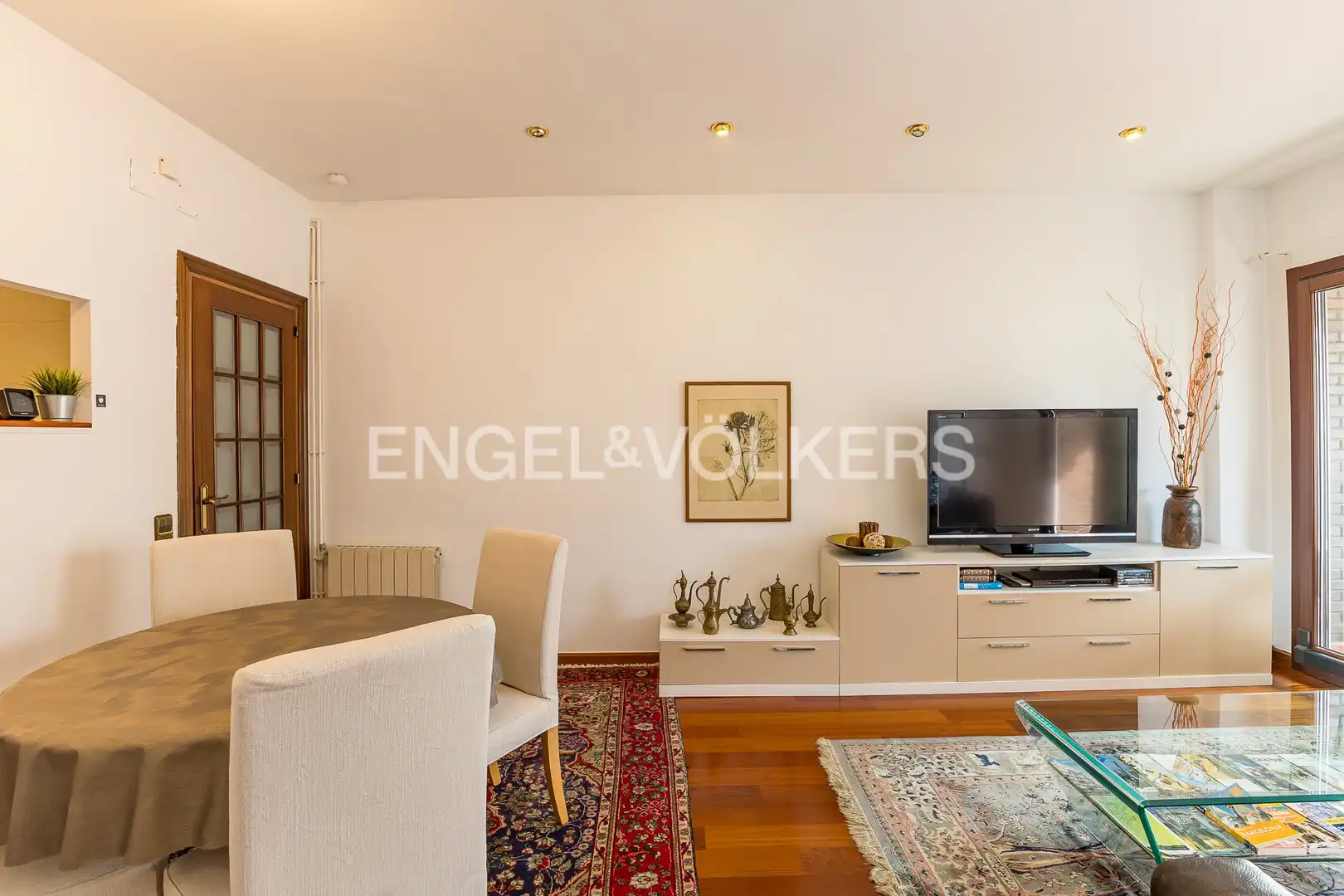 Living room of Flat for sale in Barcelona  with Air Conditioner, Heating and Parquet flooring