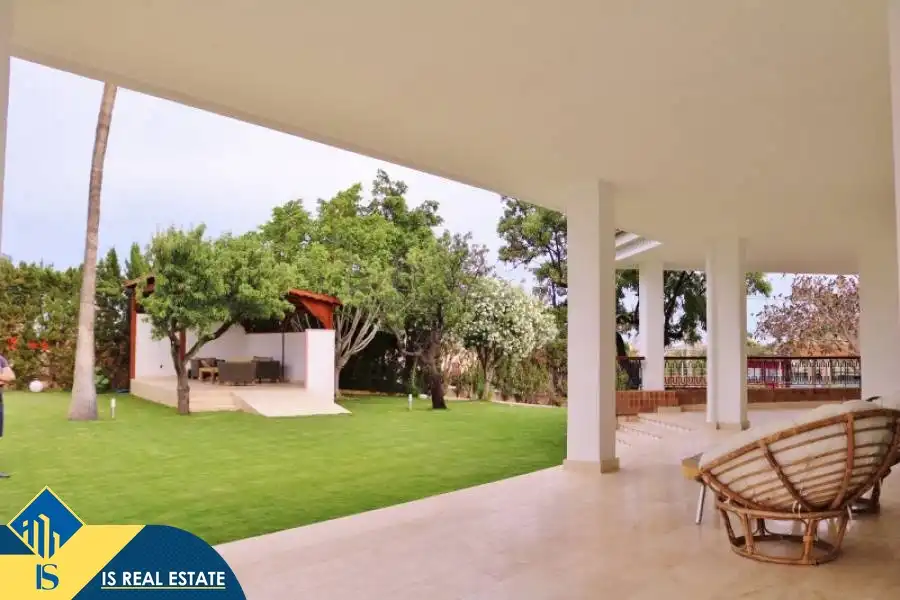 Terrassa de Casa o xalet en venda en Alicante / Alacant amb Terrassa, Moblat i Piscina comunitària