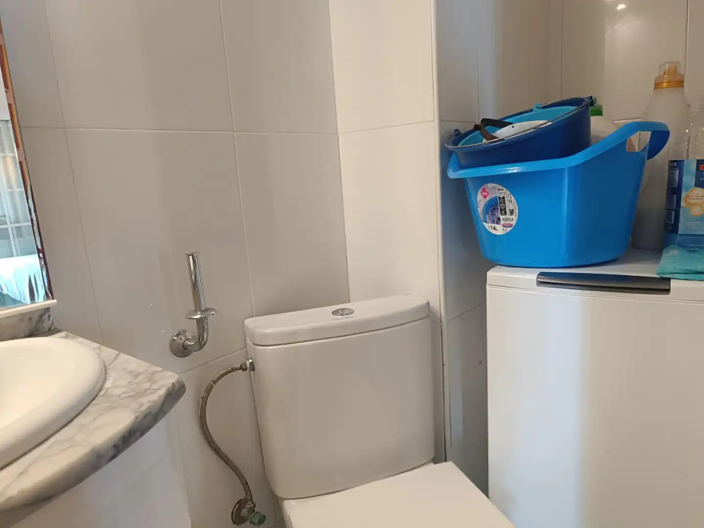 Bathroom of Apartments for rent in Almería  with Heating, Terrace and Furnished