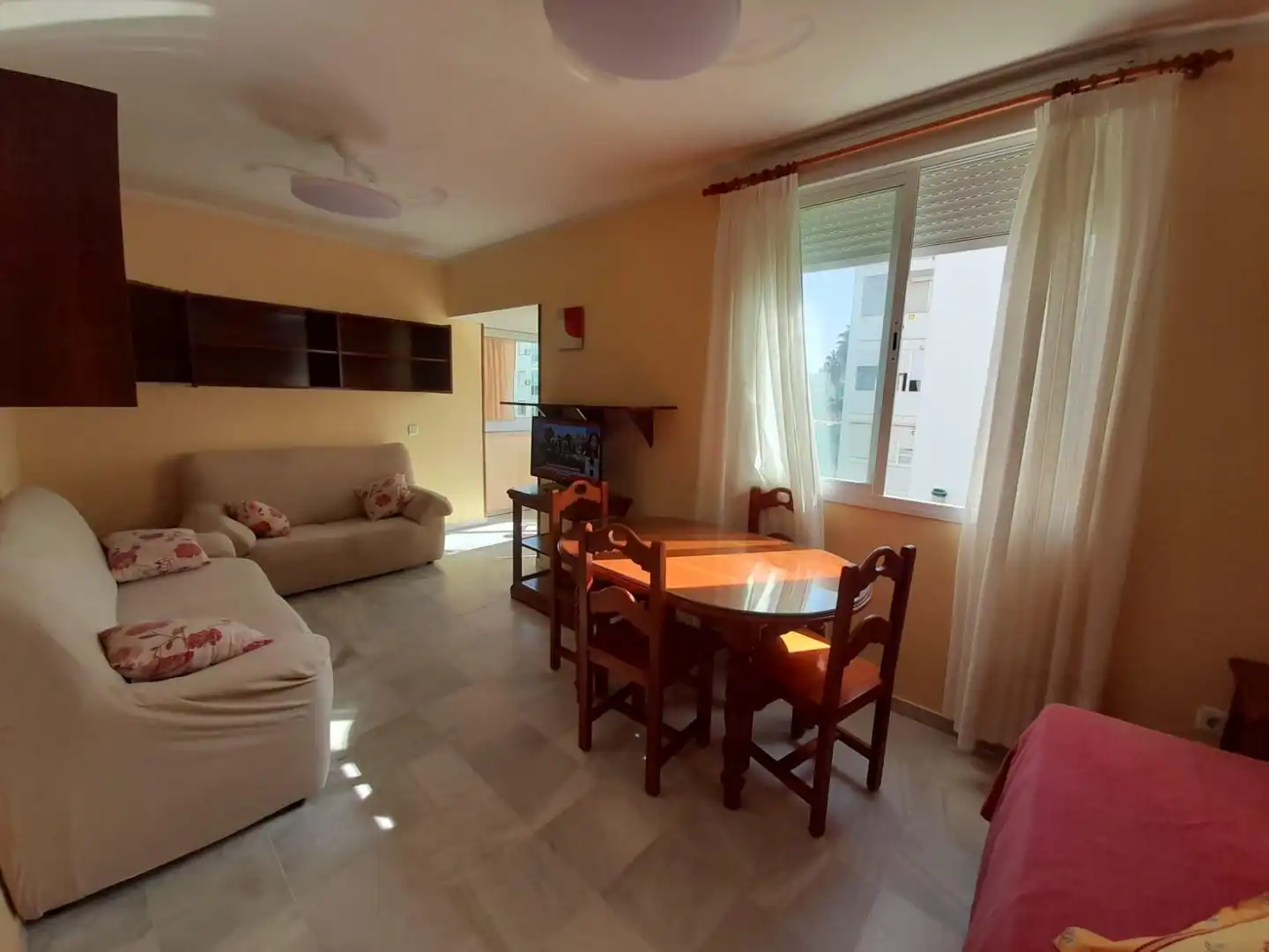 Apartament amb piscina en venda a Valdelagrana, imagen 2