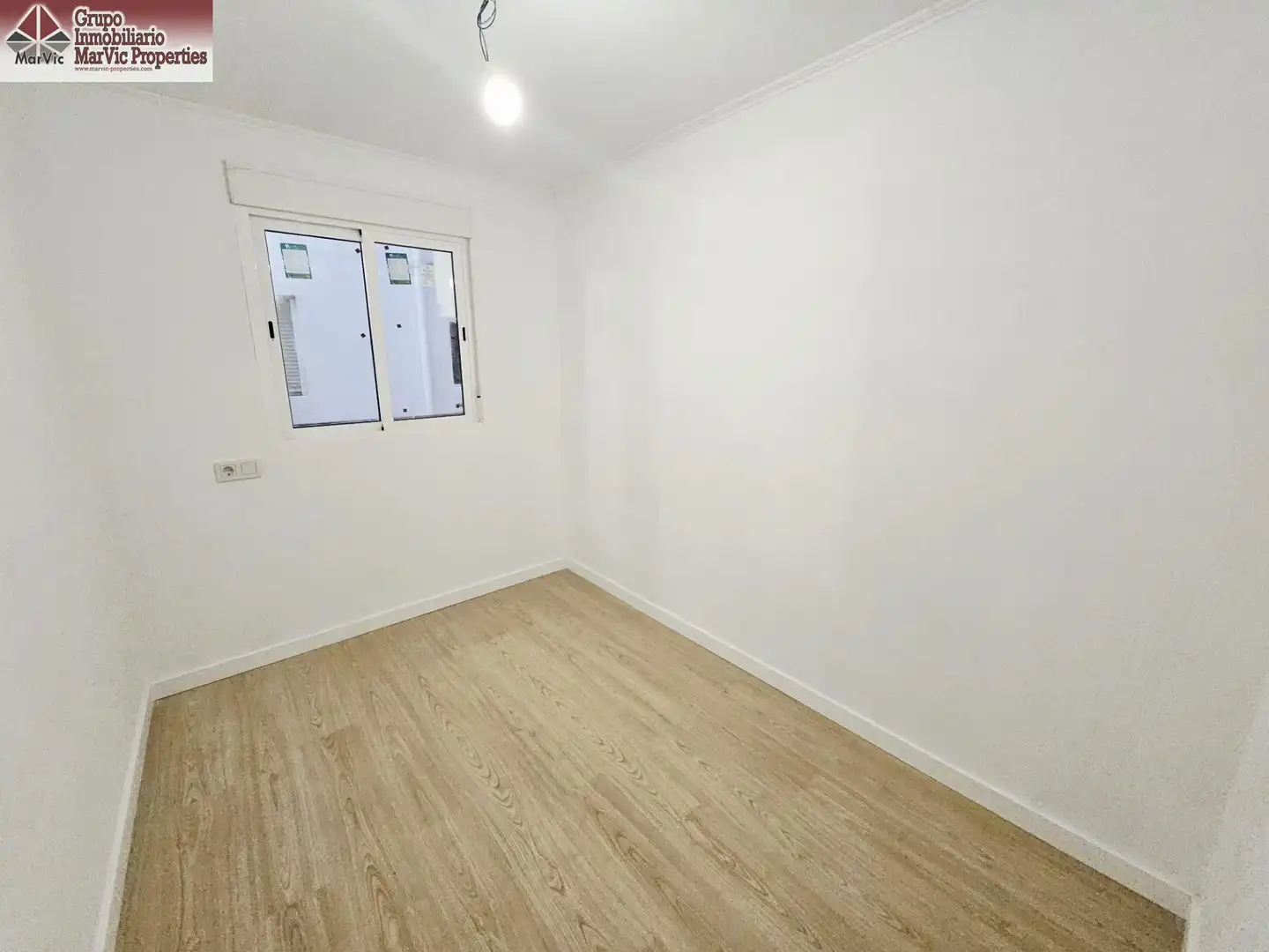 Habitación de Piso en venta en Benidorm con Balcón