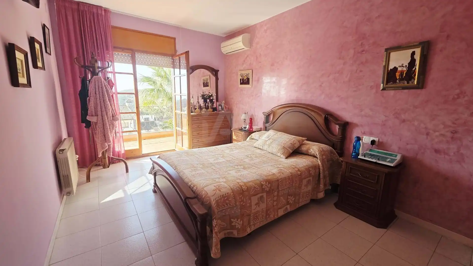 Bedroom of Houses for sale in Bellvei  with Terrace and Swimming Pool