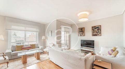 Foto 3 de Pis de lloguer a C. del Segre, El Viso, Madrid