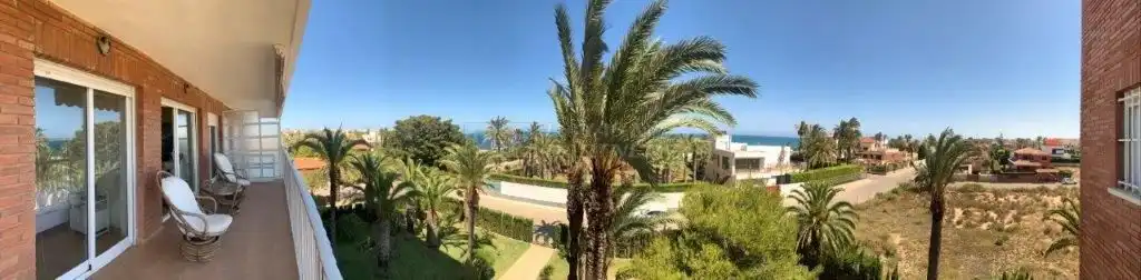 Apartamento con terraza en venta en Mar del Coral 7, imagen 2