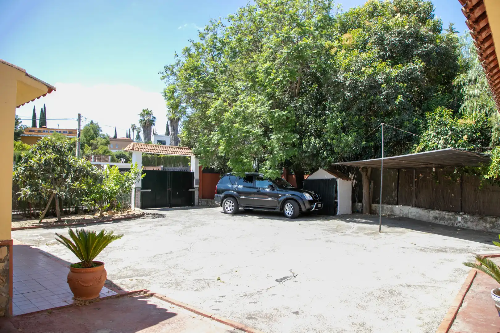 Parking de Casa o chalet en venta en Castilleja de la Cuesta con Aire acondicionado, Calefacción y Jardín privado
