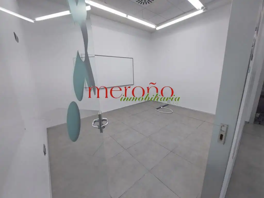 Oficina de alquiler en Elche / Elx con Aire acondicionado
