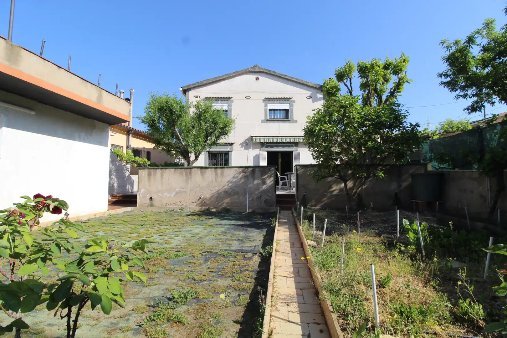 Exterior view of Houses for sale in Parets del Vallès  with Private garden