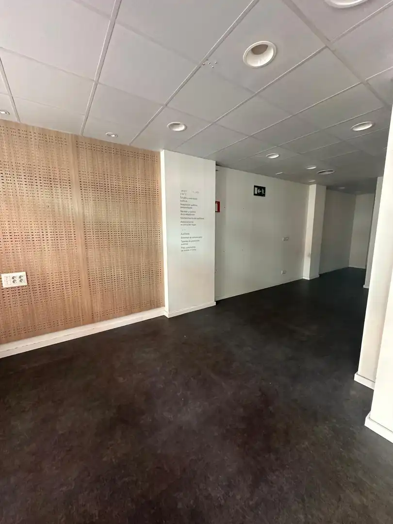 Local comercial en venta en Casco Urbano, imagen 13