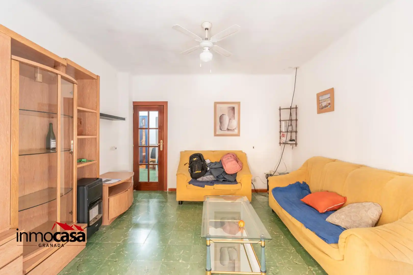 Sala de estar de Edificio en venta en Granada