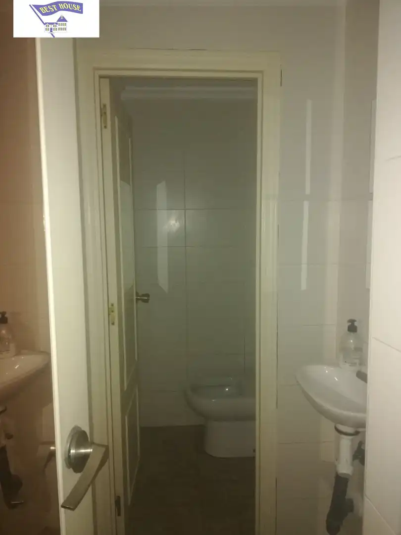 Bany de Local de lloguer en Albacete