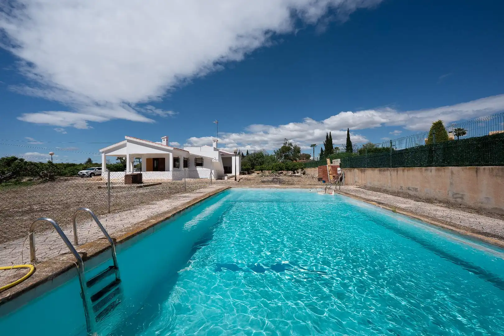Piscina de Casa o xalet en venda en Elche / Elx amb Jardí privat, Terrassa i Piscina