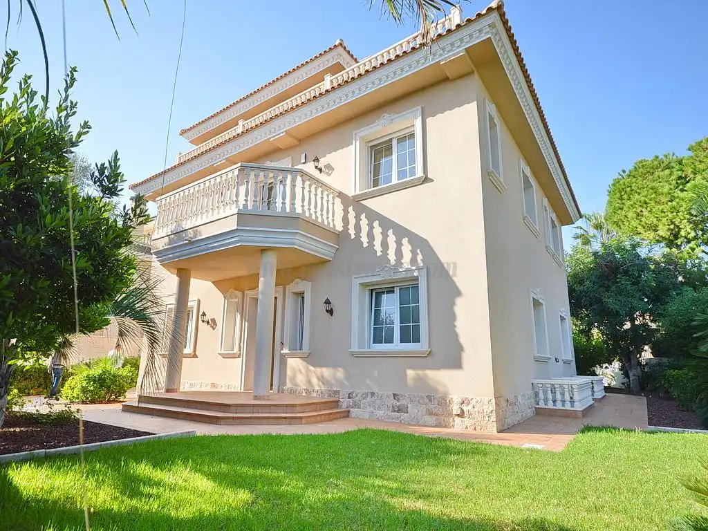 Chalet con terraza en venta en Orihuela Costa, imagen 3