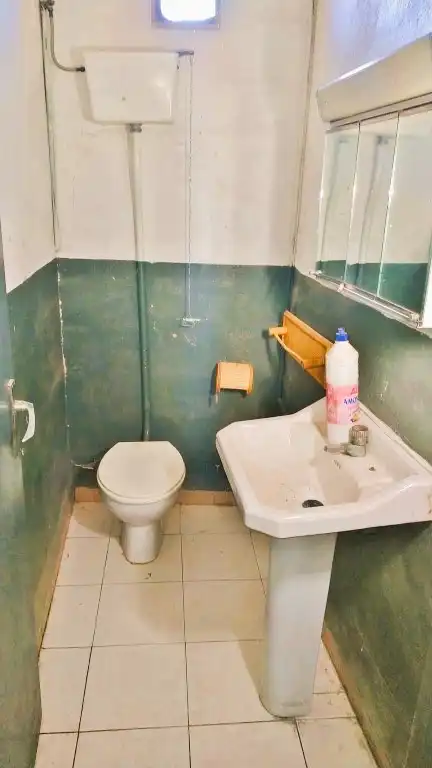 Baño de Nave industrial en venta en Mogente / Moixent