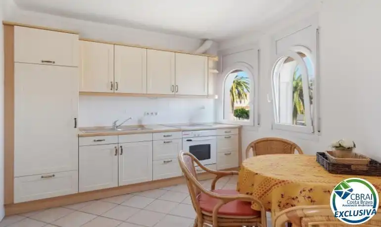 Küche von Country house zum Verkauf in Roses mit Heizung, Privatgarten und Terrasse