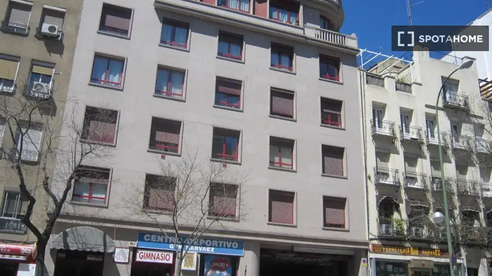 Appartamento con terrazza in affitto a Retiro, imagen 7