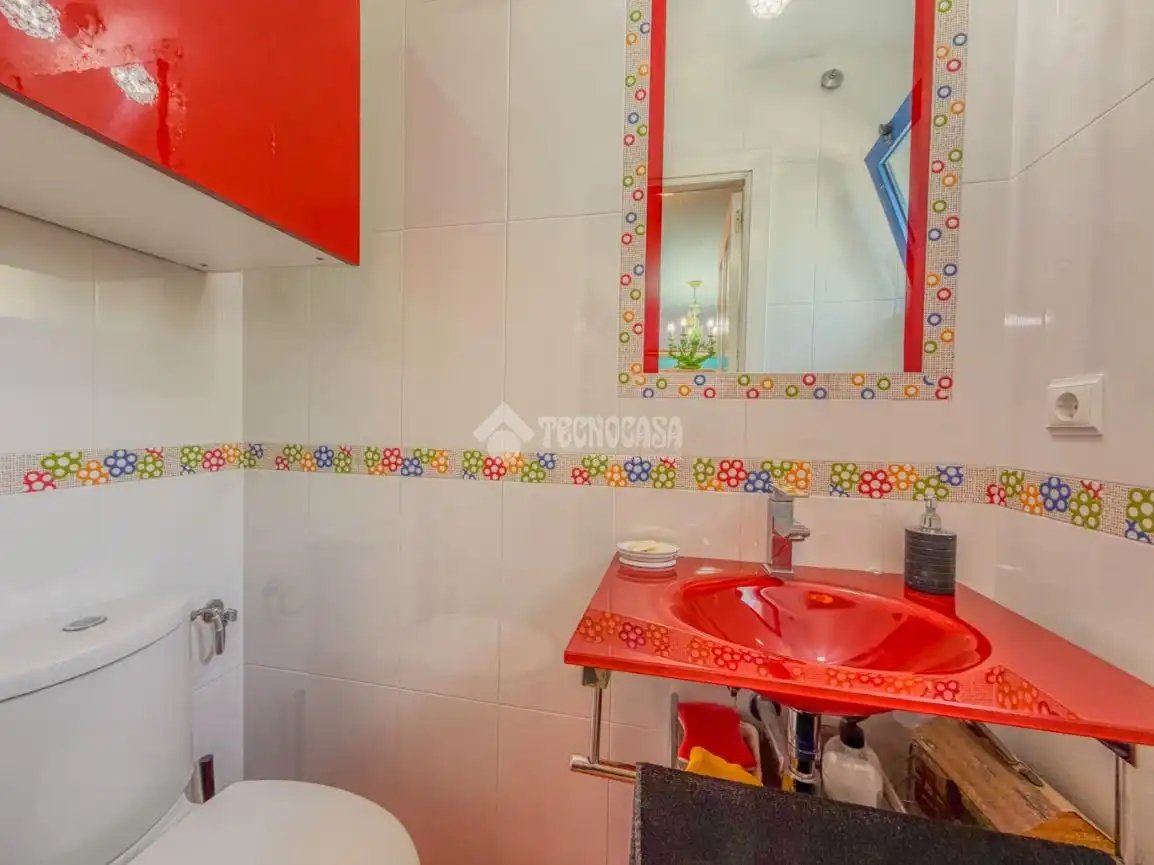Bathroom of Flat for sale in Rota  with Air Conditioner, Terrace and Internet