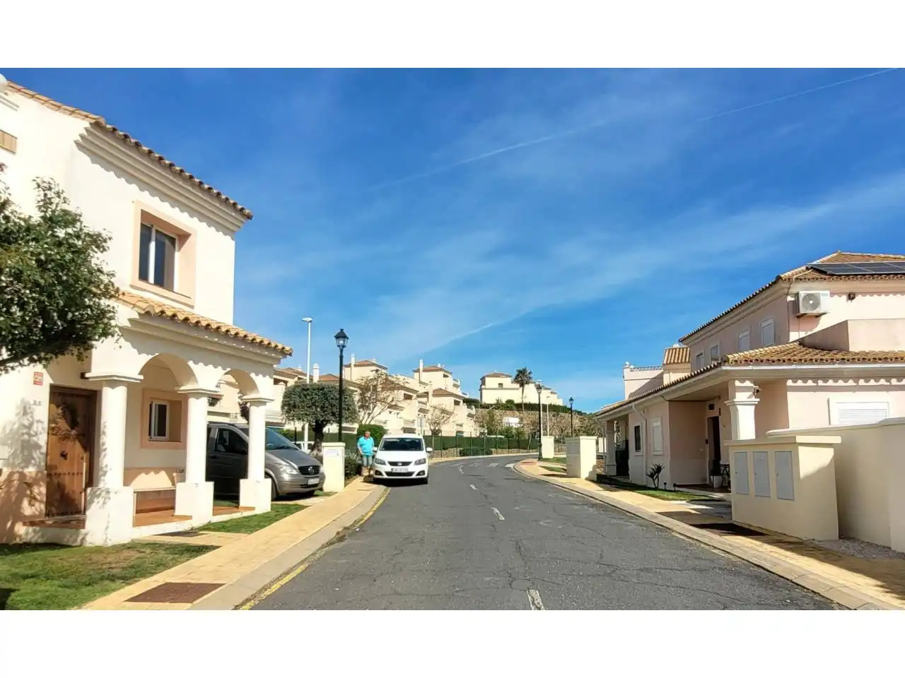 Vista exterior de Casa adosada en venda en Ayamonte amb Aire condicionat, Terrassa i Moblat