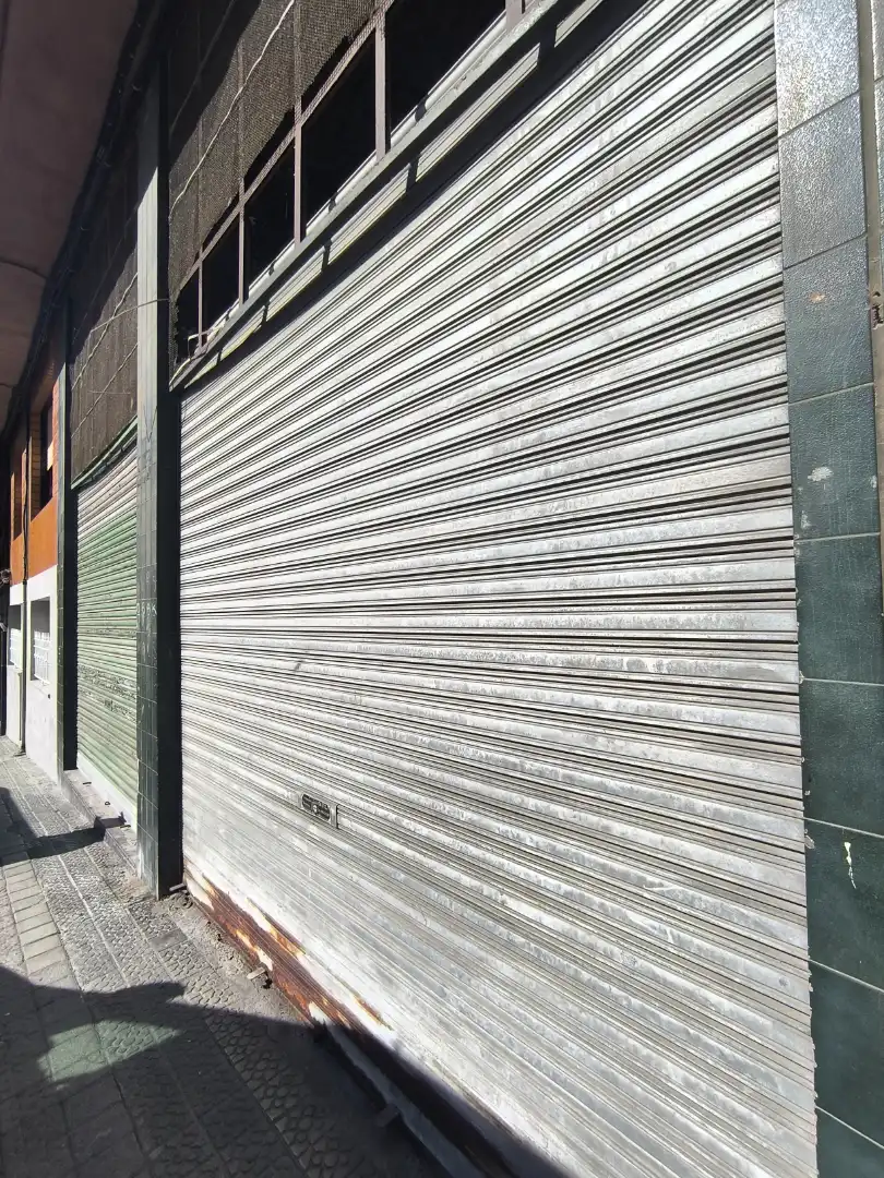 Vista exterior de Local en venta en Asilo - Rebonza - Urbinaga