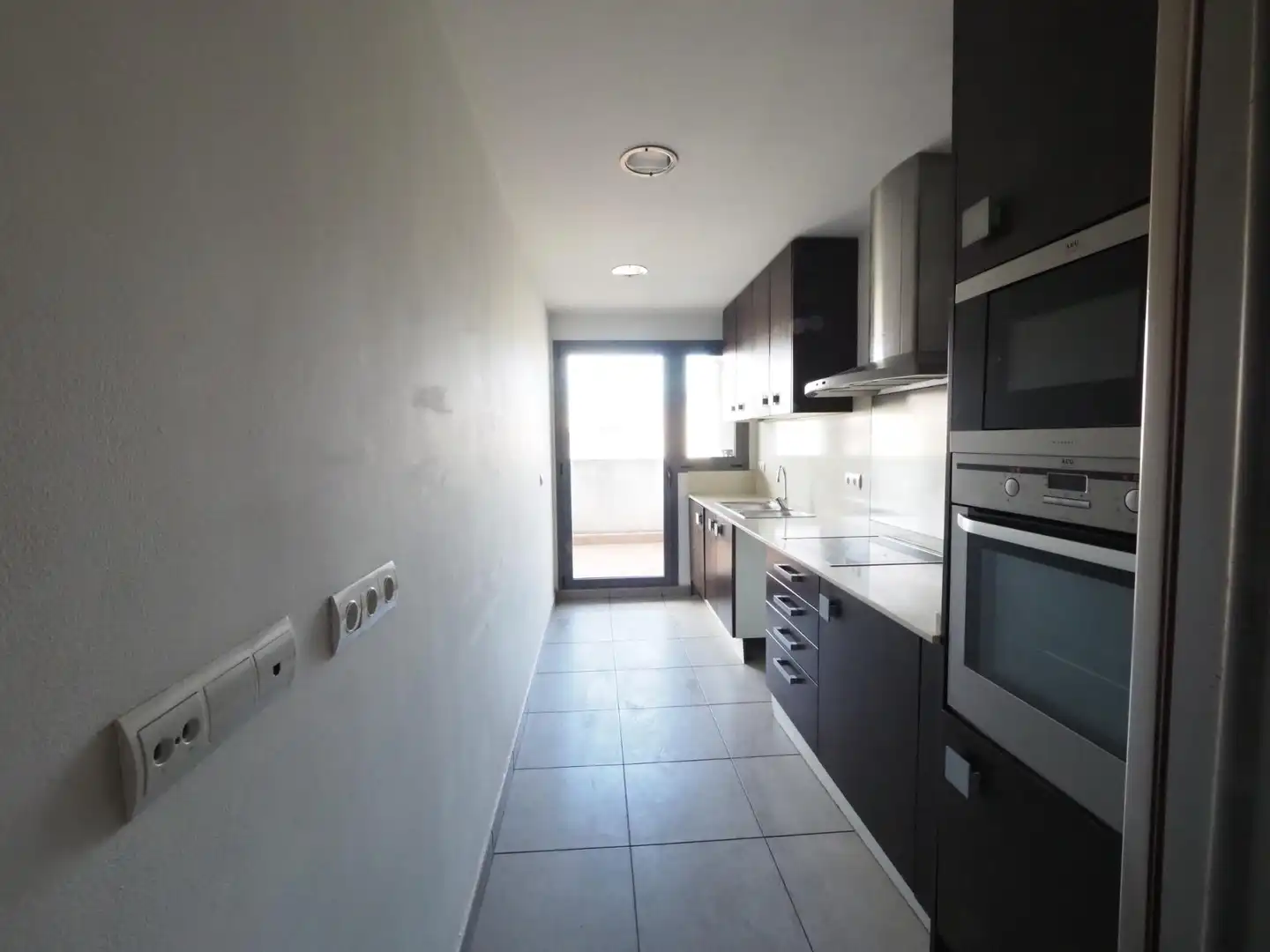 Cocina de Dúplex en venta en Vilafranca del Penedès con Parquet, Terraza y Balcón