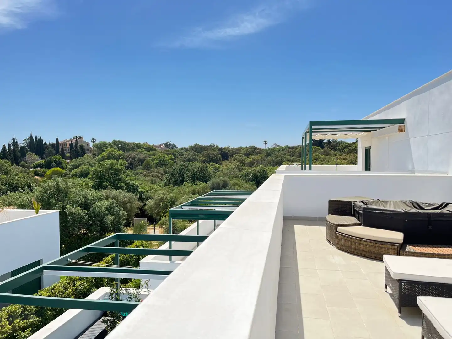 Terrassa de Àtic en venda en Sotogrande amb Aire condicionat, Terrassa i Piscina
