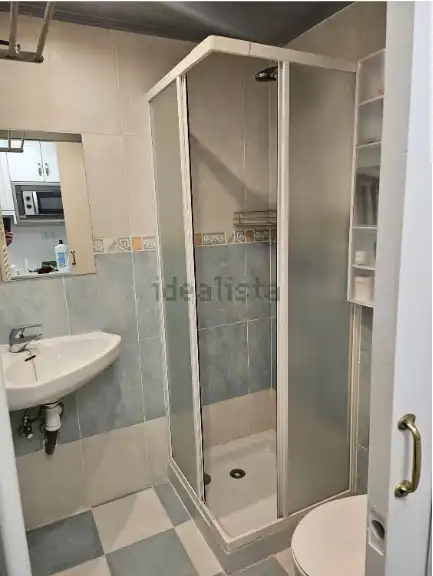 Bany de Estudi en venda en Aisa amb Calefacció, Parquet i Moblat