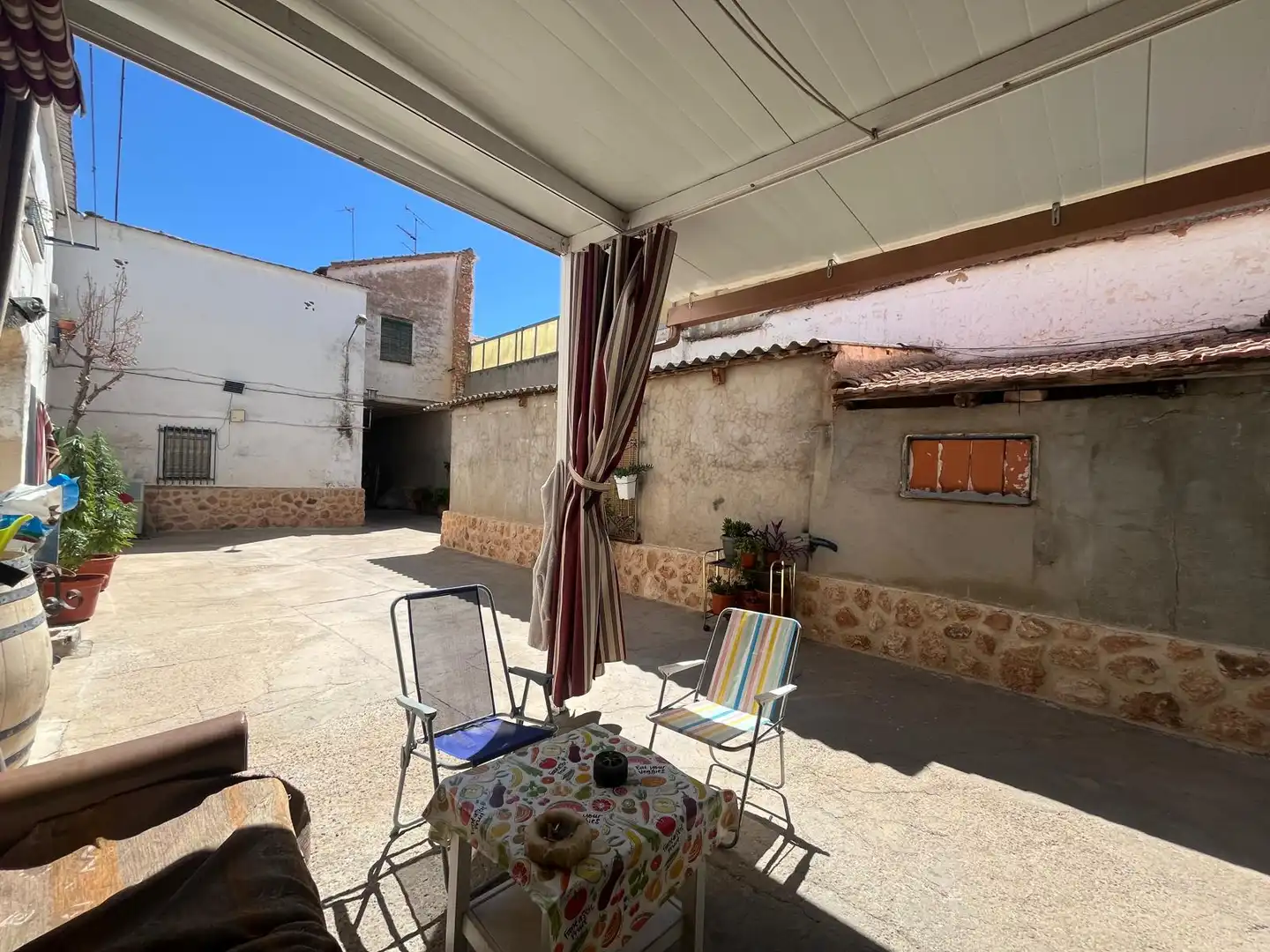 Vista exterior de Casa o chalet en venta en Manzanares con Jardín privado, Trastero y Amueblado