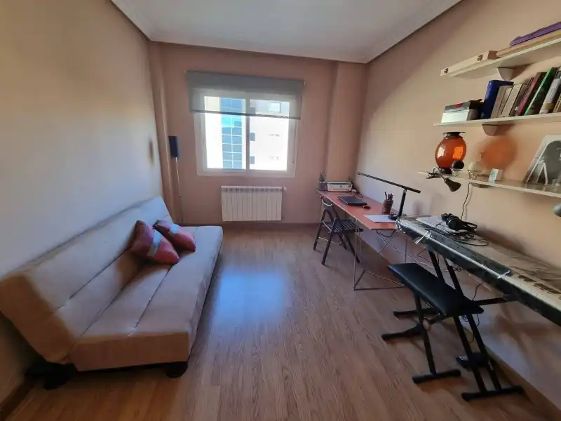 Habitación de Piso en venta en Plasencia con Aire acondicionado, Calefacción y Terraza