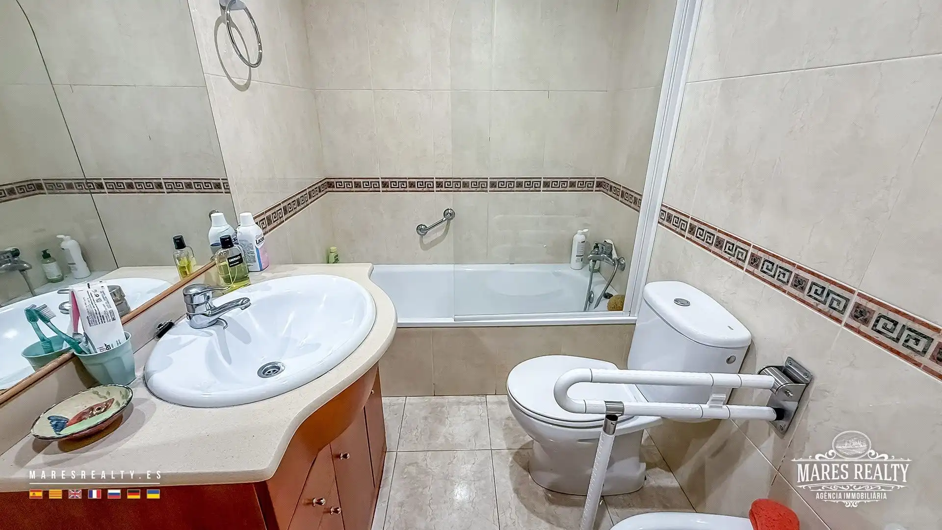 Baño de Piso en venta en Lloret de Mar con Terraza y Amueblado