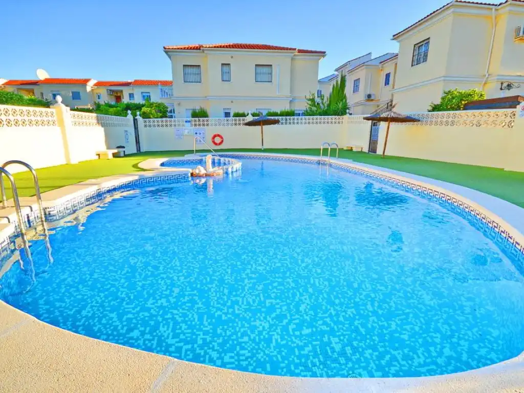 Piscina de Apartament en venda en Nueva Torrevieja - Aguas Nuevas