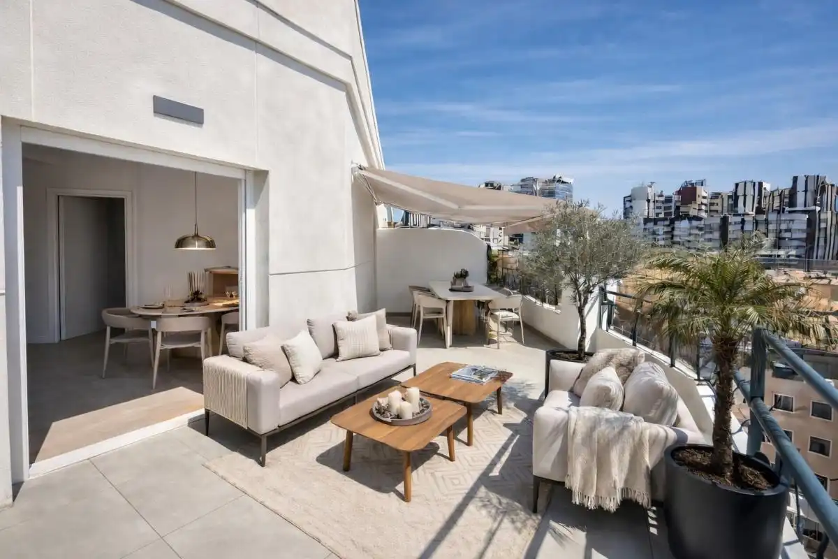 Terrasse von Dachboden zum Verkauf in  Madrid Capital mit Klimaanlage, Heizung und Terrasse