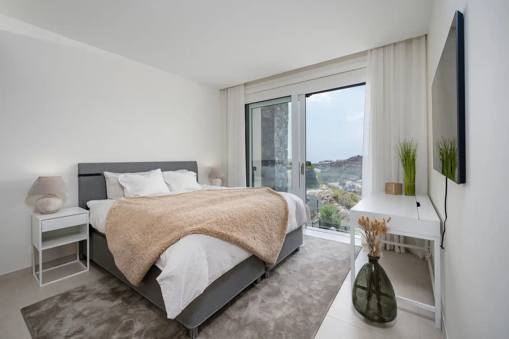 Apartament amb piscina en venda a Benahavís pueblo, imagen 25