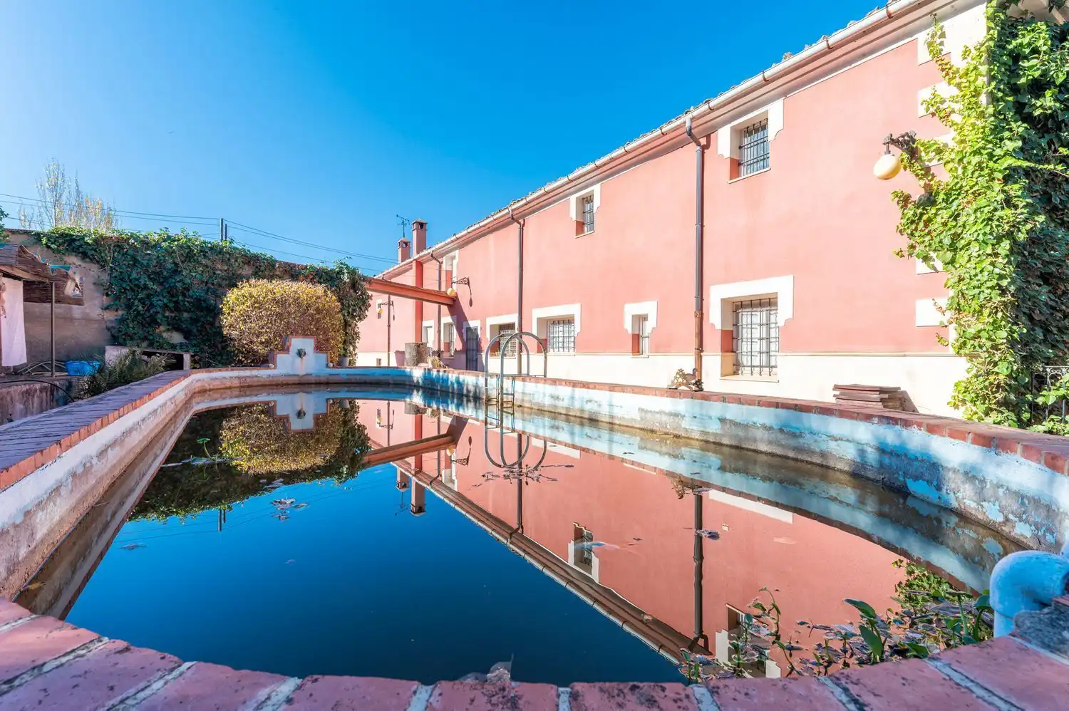 Villa con piscina in vendita a Rambla alta 16