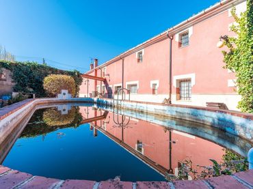 Chalet con piscina en venta en Rambla alta 16