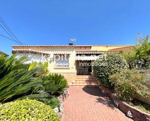 Vista exterior de Casa o xalet en venda en Benisuera amb Aire condicionat, Terrassa i Piscina