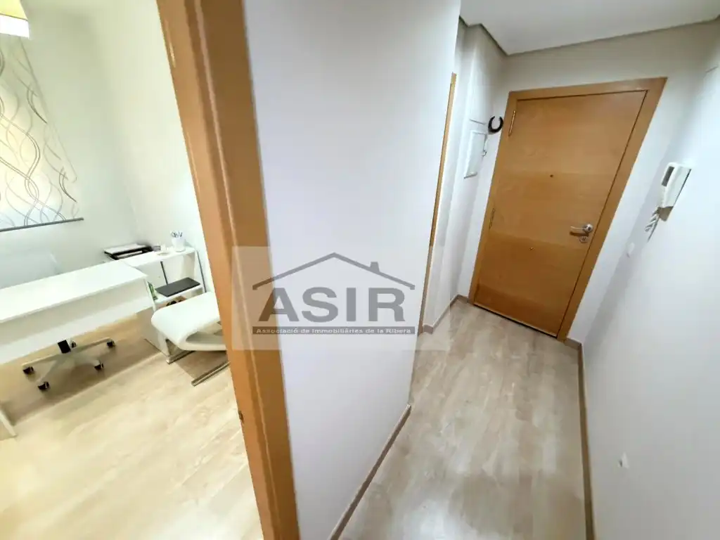 Piso en venta en Alzira con Terraza