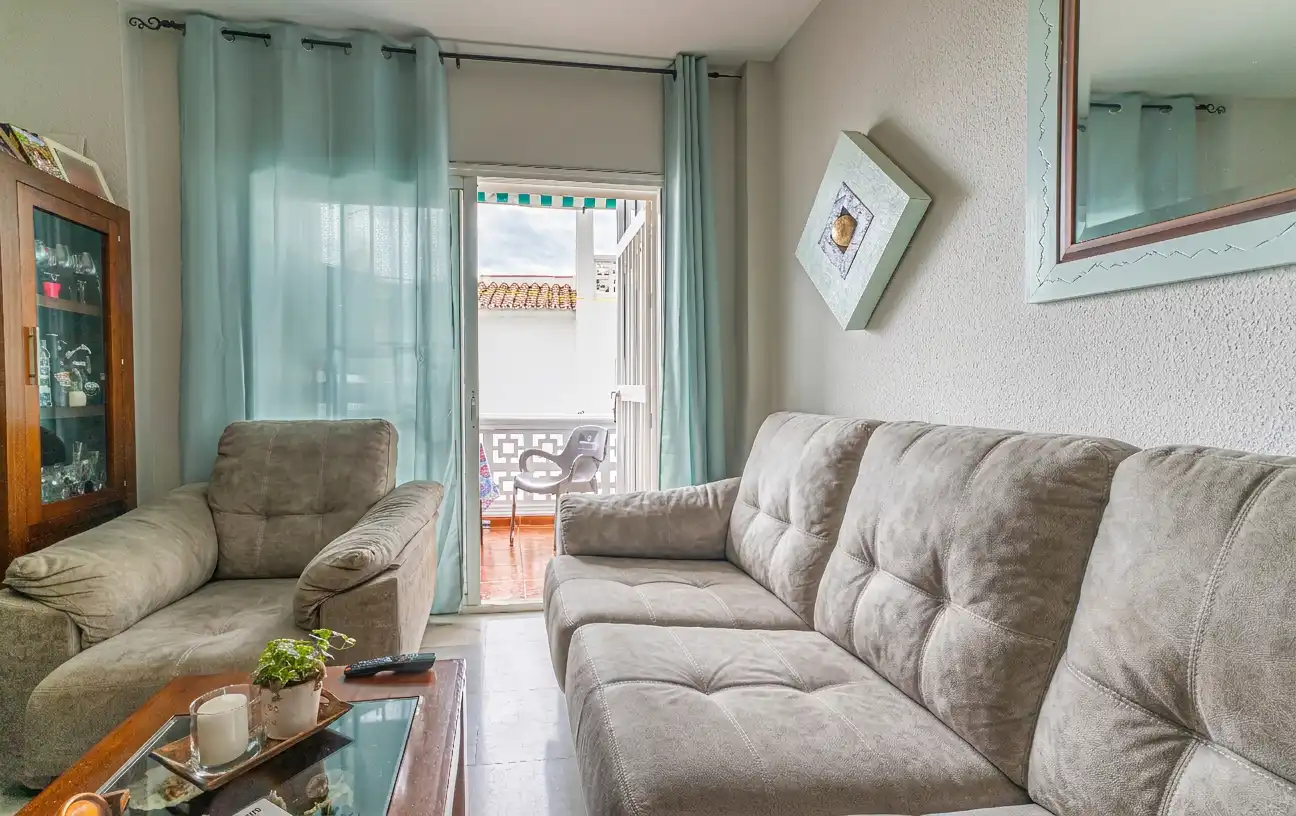 Wohnzimmer von Wohnung zum Verkauf in Rincón de la Victoria mit Terrasse, Abstellraum und Gemeinschaftspool