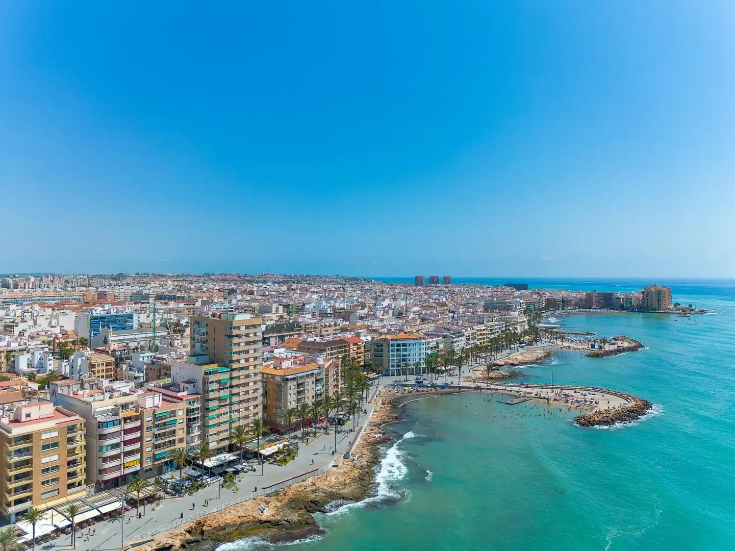 Vista exterior de Estudio en venta en Torrevieja con Terraza, Amueblado y Balcón