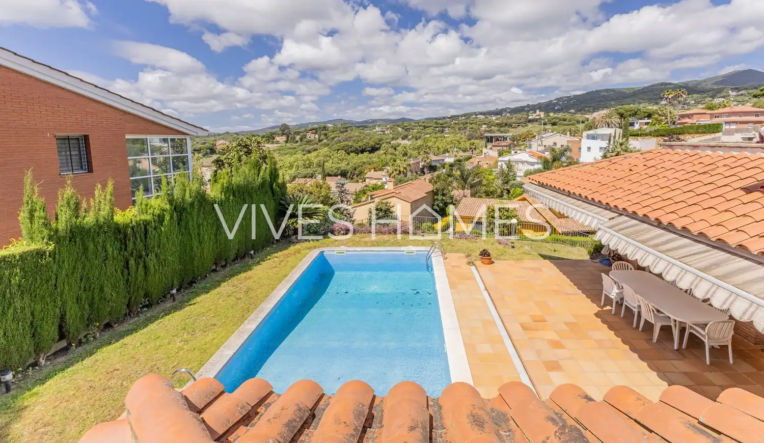 Exterior view of Houses for sale in Caldes d'Estrac  with Air Conditioner, Heating and Private garden