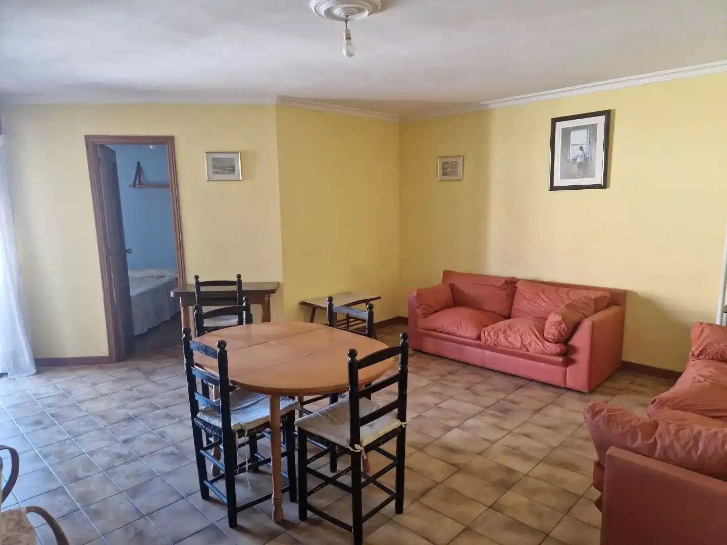 Sala de estar de Piso en venta en Vilagarcía de Arousa con Parquet, Piscina y Amueblado