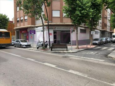 Business premises to rent in Padre Carlos Ferris 14