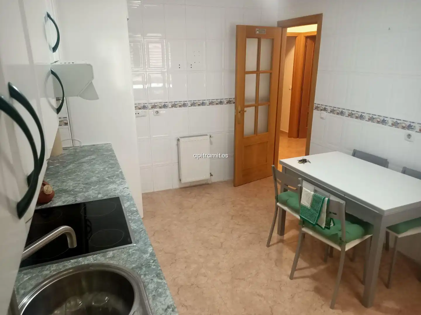 Piso de alquiler en Hispanoamérica - Comunidades